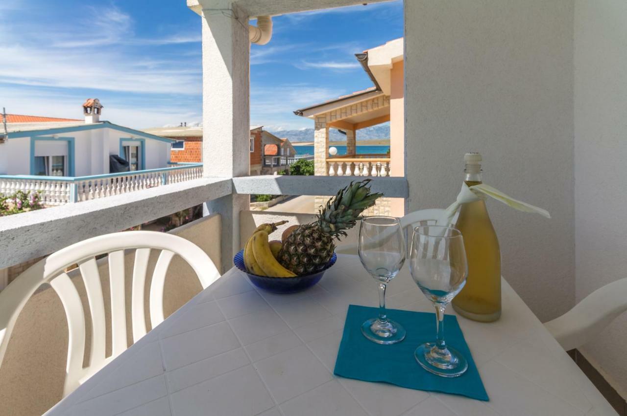 Fisa Apartments Vir Εξωτερικό φωτογραφία